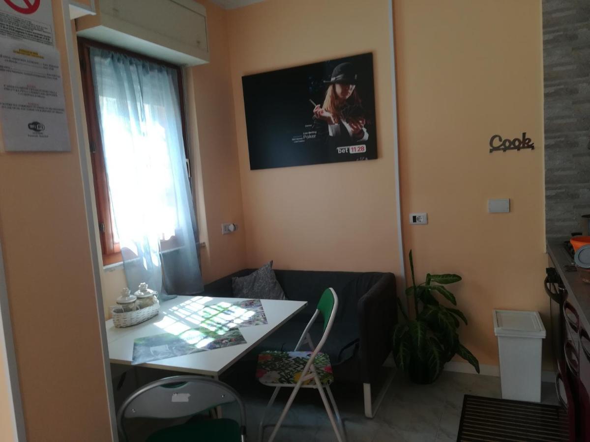 Ferienwohnung Il Girasole Di Ostia Exterior foto